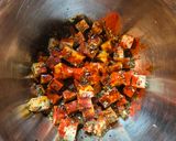 Foto del paso 2 de la receta: Tofu marinado crujiente con arroz