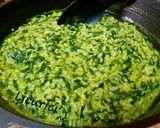 Pas rețetă Orez cu spanac și șofran (Risotto ai spinacci e zafferano) 3 fotografie