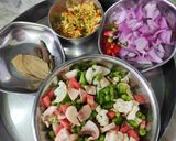 A picture of step 1 of Vegetable pulao.