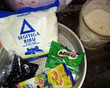 Foto langkah ke 1 dari resep Cookies Chococips no oven no mixer.