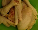 Foto langkah ke 1 dari resep Sop Sayap dan Ceker Ayam segar.