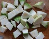 Foto del paso 1 de la receta: Chilacayotes en chile colorado