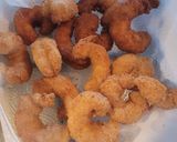 Foto del paso 4 de la receta: Langostinos apanados fritos!