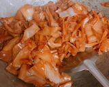 รูปขั้นตอนการทำที่ 2 ของ ราดหน้าสันคอหมู