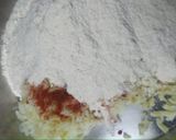 A picture of step 3 of Aloo masala poori.