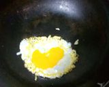 Foto langkah ke 3 dari resep Nasi goreng seafood simple.