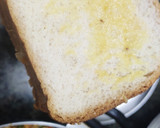 முட்டைமசாலா பிரட் டோஸ்ட் (Eggmasala bread toast recipe in tamil) ரெசிபி ஸ்டேப் 9 புகைப்படம்