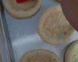 Foto langkah ke 4 dari resep Pizza mini.
