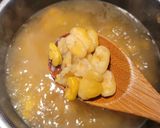 A picture of step 2 of Fava Bean Soup.