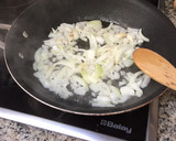 Foto del paso 1 de la receta: Guisantes con bacon