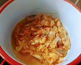 Foto del paso 3 de la receta: Aceite de langostinos