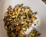 Foto del paso 6 de la receta: Casarecce con solomillo, verduras y queso trufado 🍖🍄