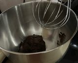 عکس مرحله 2 از دستور کیک کره ای شکلاتی با فیلینگ گاناش