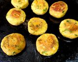A picture of step 3 of Sweet Potato Tikki Chat.