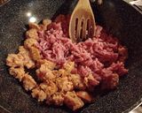 Foto del paso 2 de la receta: Salsa Tuco de carne molida y longaniza