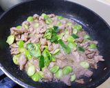 รูปขั้นตอนการทำที่ 4 ของ หมูผัดสะตอรสจัดจ้าน! #redtable
