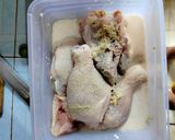 Foto langkah ke 1 dari resep Ayam Goreng Marinasi Susu (Chicken buttermilk).