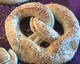 Szezámos, sós perec (glutén- és tojásmentes) recept fázis 5 fotója