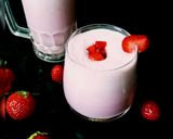 સ્ટ્રોબેરી મિલ્ક શેક(Strawberry Milkshake Recipe in Gujarati) રેસીપી સ્ટેપ4ફોટો