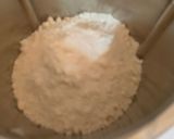Foto del paso 2 de la receta Galletas de mantequilla para la `Red Party’ de la guardería de Mateo