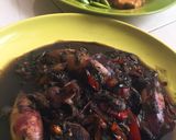 Foto langkah ke 6 dari resep Cumi item saus tiram.