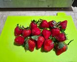 Foto langkah ke 1 dari resep Selai Strawberry.