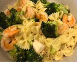 A picture of step 6 of Broccoli Shrimp Pasta 🍋.