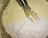 A picture of step 6 of Plain Vanilla cupcakes (PVC).