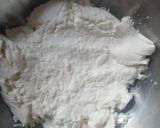 A picture of step 2 of Rose kesar shrikhand.