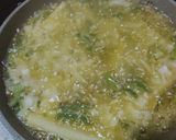 Foto del paso 2 de la receta: Patatas fritas encebolladas y croquetas