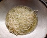 A picture of step 3 of Fried Noodles.