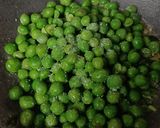 A picture of step 2 of Green Peas and Paneer Bhurji.