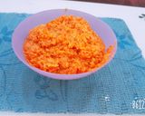 A picture of step 1 of Gajar ka halwa.