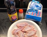 A picture of step 1 of Fish Sauce Chicken Wings (ปีกไก่ทอดนำ้ปลา).