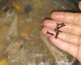 Foto langkah ke 2 dari resep Sop Ayam Kampung.