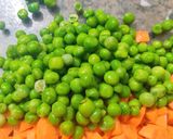 A picture of step 1 of Pav bhaji.