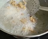 A picture of step 5 of Kuttu ki Chatpte pakorde.