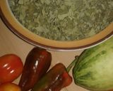 A picture of step 1 of Moringa salad.