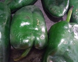 Foto del paso 1 de la receta: Rajas con pechuga de pollo
