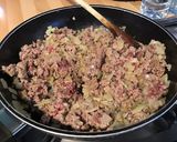 Une image de l'étape 5 de Bœuf aux tomates, oignons et épices italiennes.