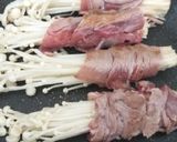 Foto langkah ke 3 dari resep 8. Beef Enoki Roll Saus Gochujang.
