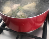 Foto del paso 1 de la receta: Pechuga de pollo con verdolagas