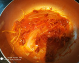 Foto del paso 1 de la receta: Empanadillas de chorizo con tomate y cebolla
