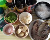 รูปขั้นตอนการทำที่ 1 ของ "กุ้งอบวุ้นเส้น" 🦐🦐 Baked Black Tiger Shrimp with Glass Noodle