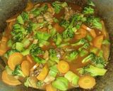 Foto langkah ke 5 dari resep Cah Brokoli wortel Ayam #dgCitarasaMinang😅.