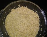 A picture of step 1 of Oats chilla.