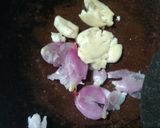 Foto langkah ke 3 dari resep 9. Sup Bening Pentol Ayam.