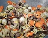 Foto langkah ke 4 dari resep Cap Cay Favorit.