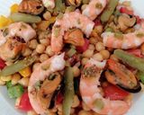 Foto del paso 11 de la receta: Ensalada de garbanzos con langostinos y mejillones