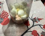 Foto del passaggio 2 della ricetta Salsa tonnata con uova di quaglia sode